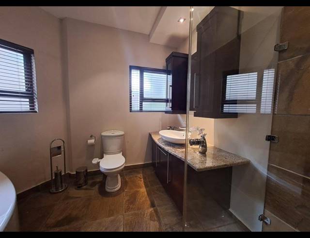 4 BEDROOM HOUSE FOR SALE IN CYCAD ESTATE